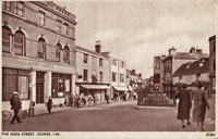 Cowes the bottom of Market Hill